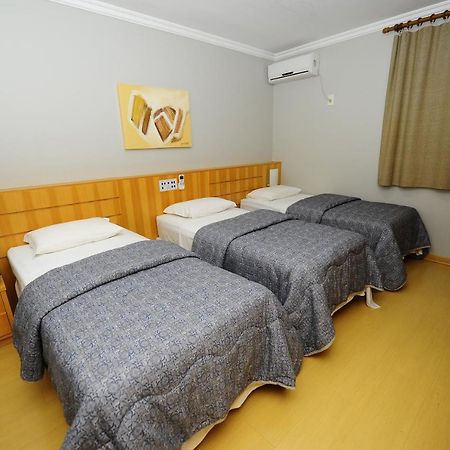 Hotel Saint Louis Луис-Эдуарду-Магальяйнс Экстерьер фото